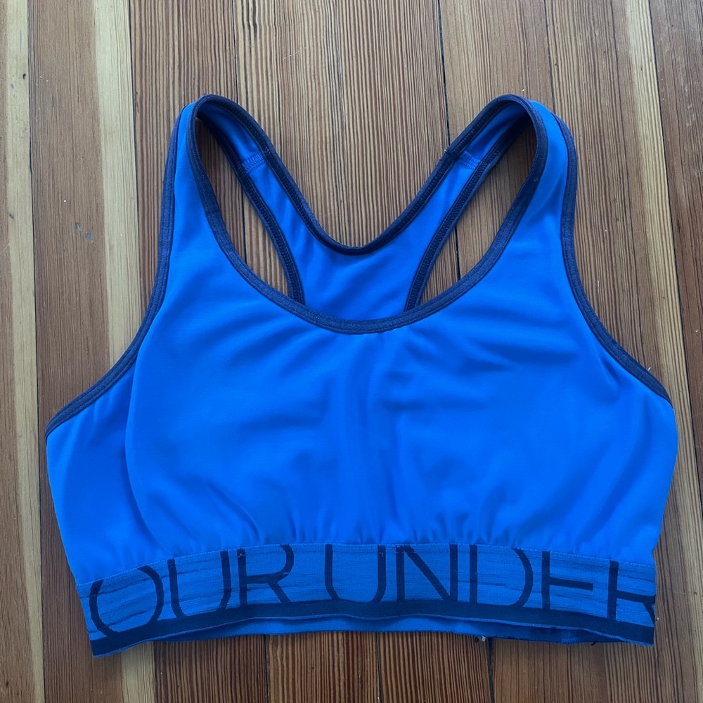 Women’s blue under armour sports bra

Will donate if doesn’t sell ‼️